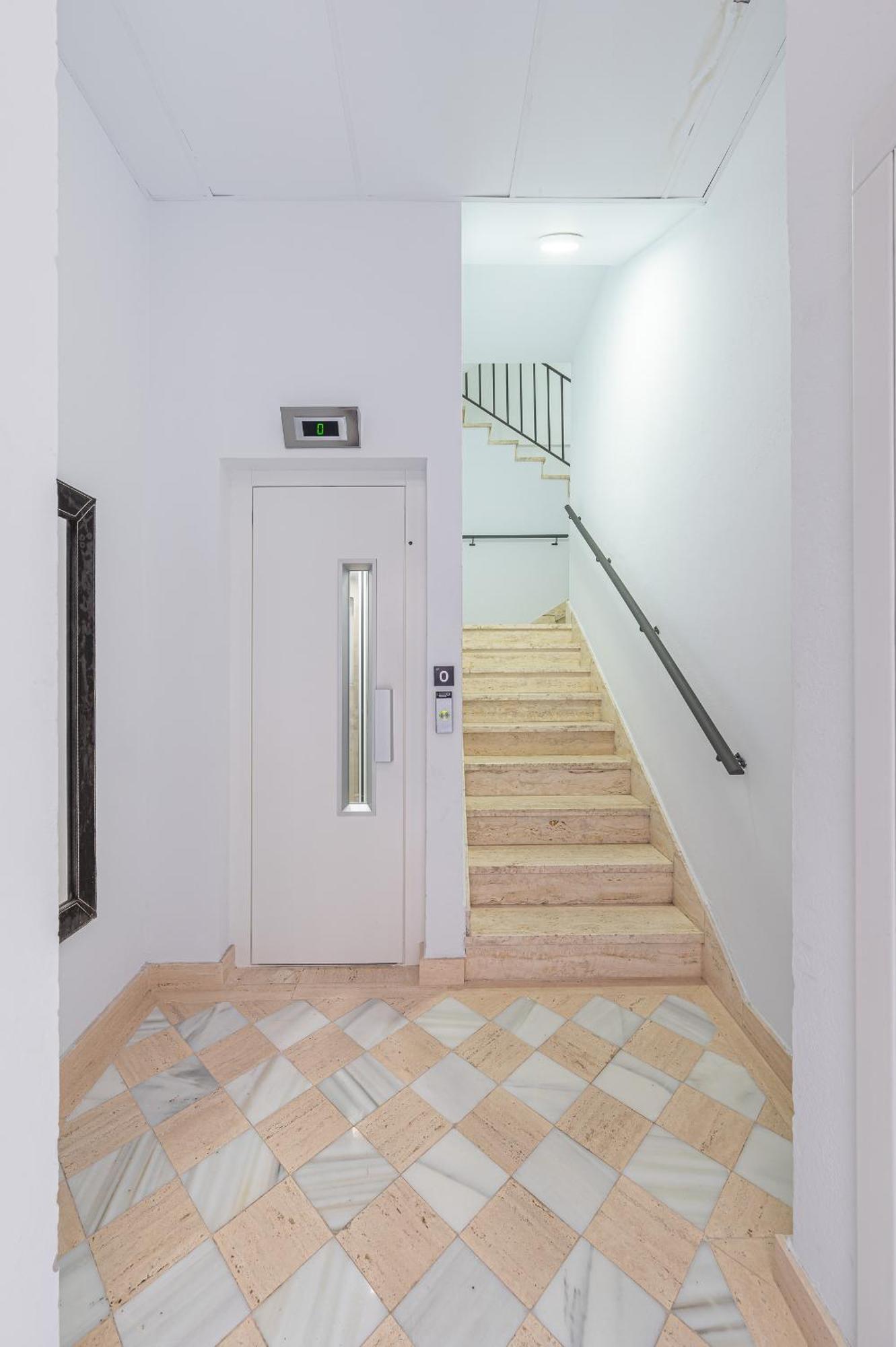Dona Elvira Carreteria Apartament Malaga