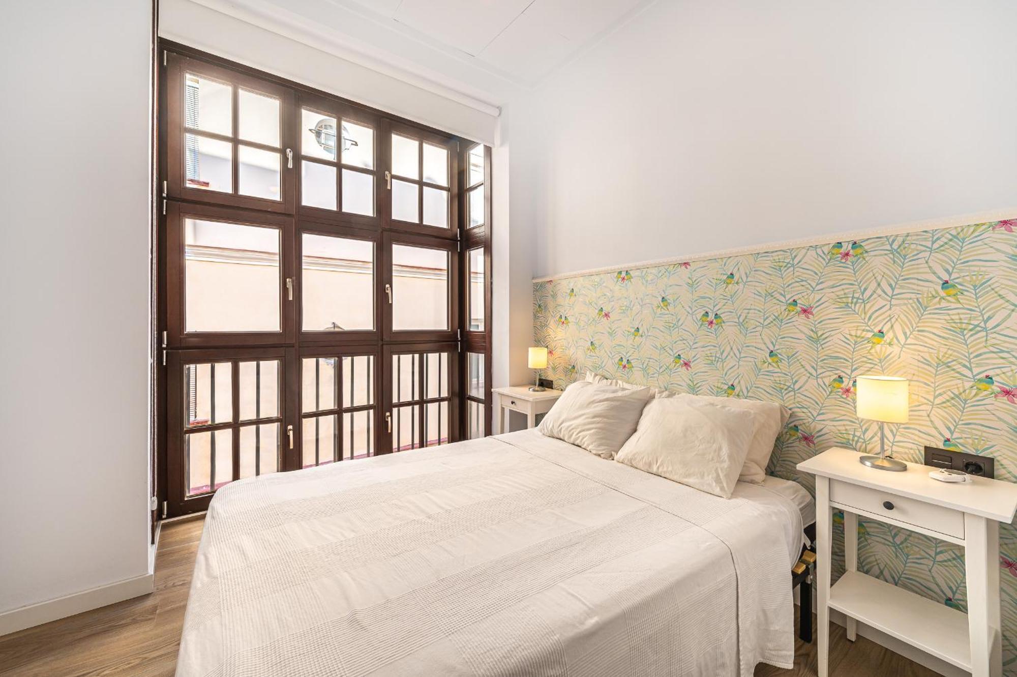 Dona Elvira Carreteria Apartament